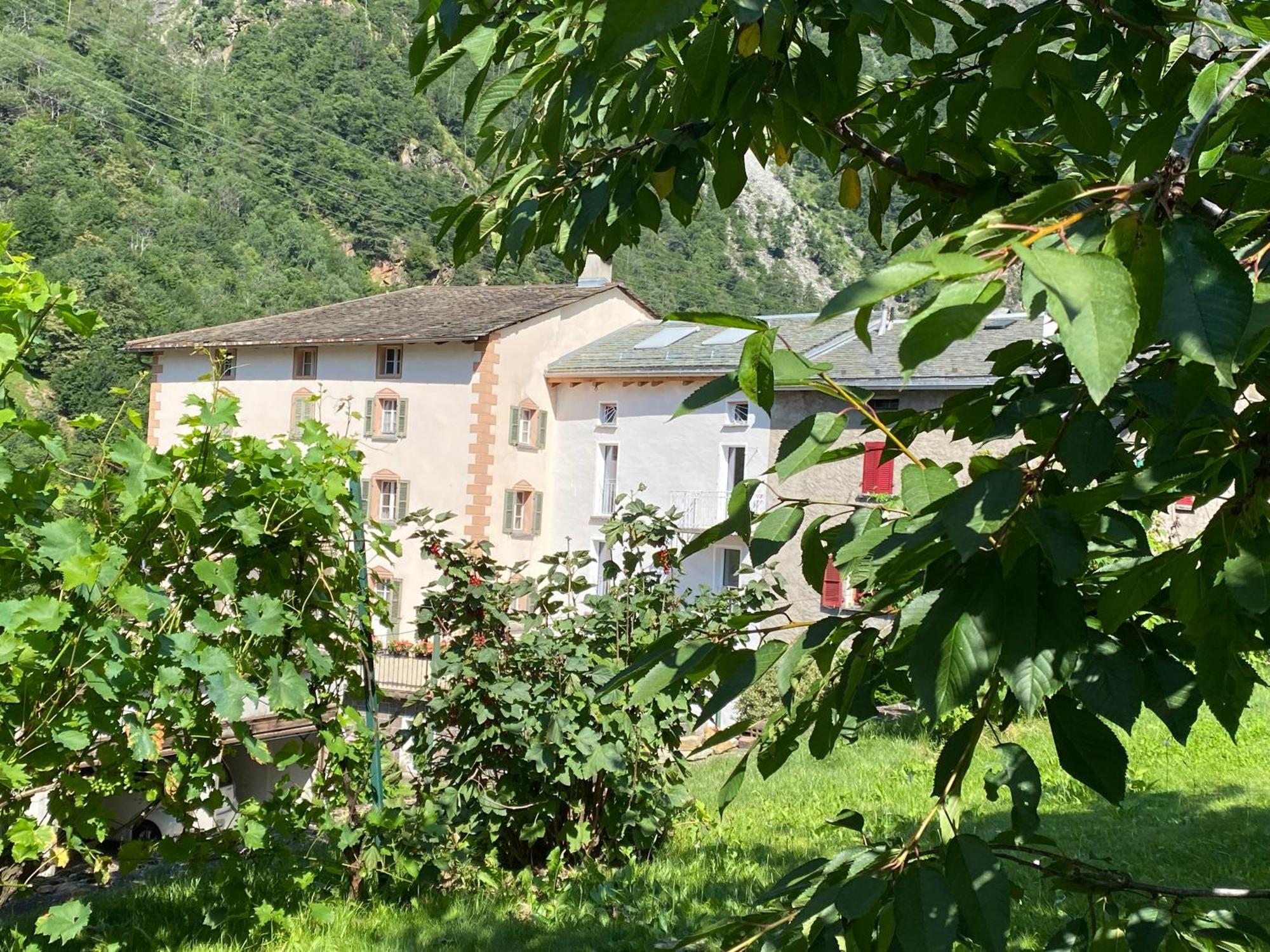 Ca Laura Apartment Campascio Exterior photo